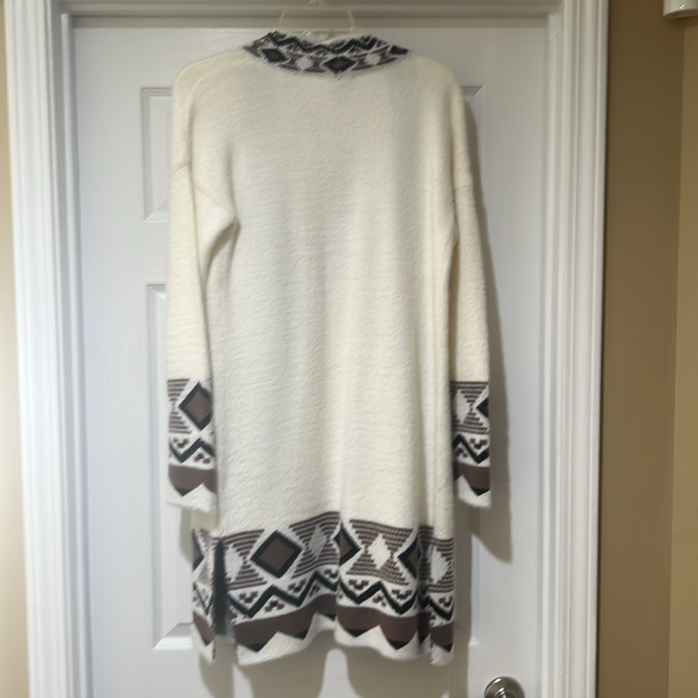 Aztec Print Cardigan - Picture 3 of 5